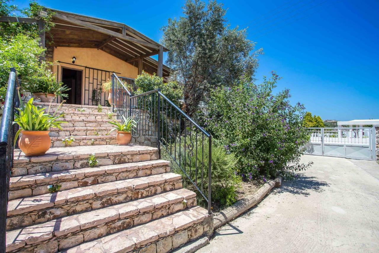 Sunny Countryside Villa - With Private Pool Faliraki Zewnętrze zdjęcie